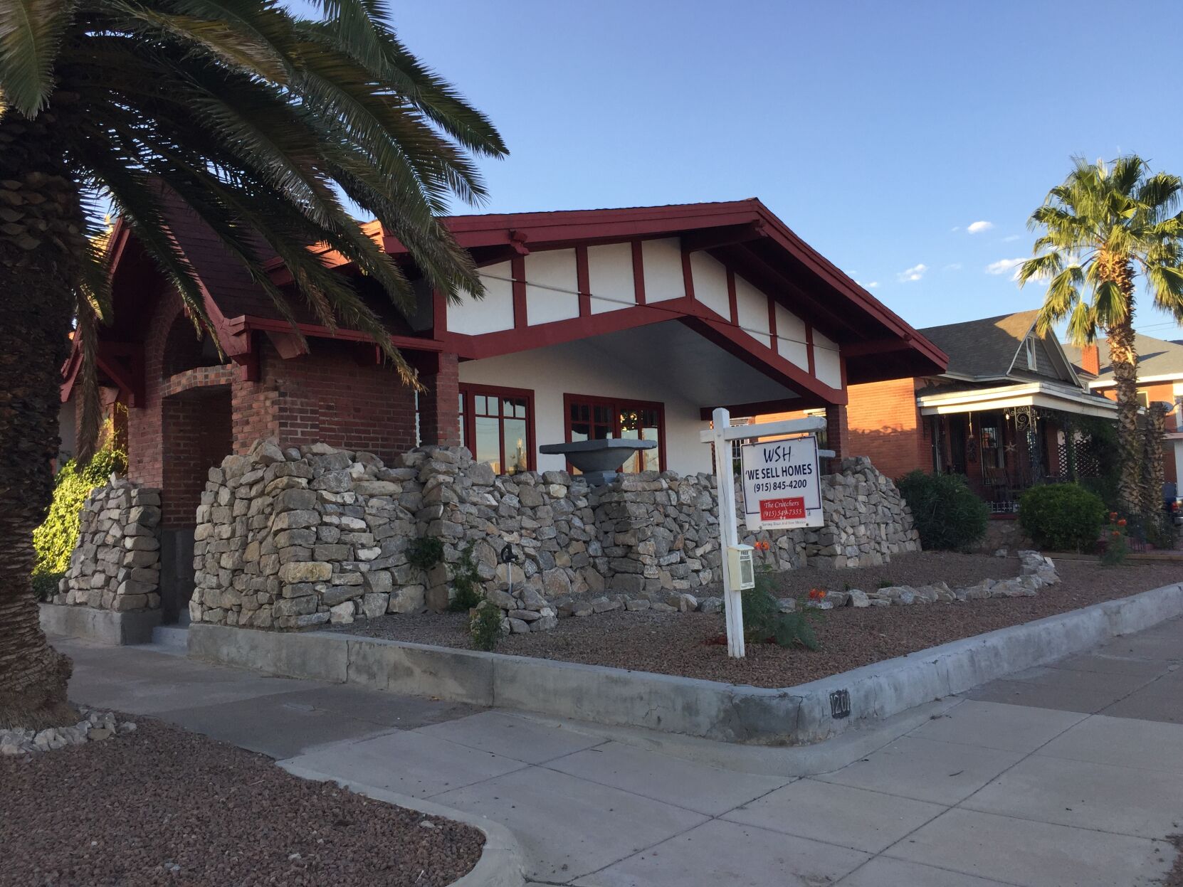 Arizona House front 2.JPG
